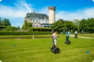 Team building à Lyon et Auvergne-Rhône-Alpes : animation Segway sur lieu de séminaire