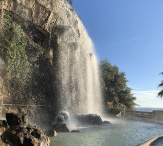 La cascade du chateau à Nice