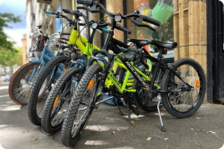Location vélo enfant Lyon, sièges bébé et remorques