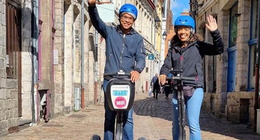 couple Segway Lille rue pavée